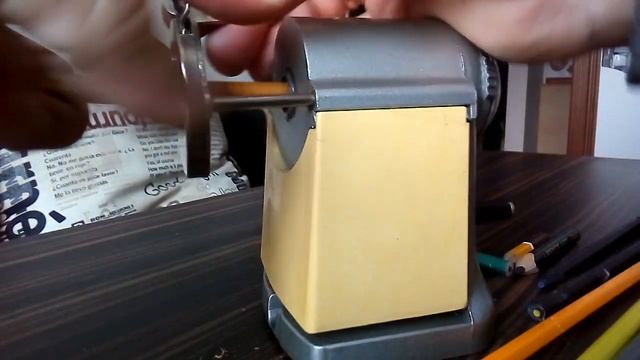 Приспособление для заточки карандашей ШПР-164 смотреть онлайн