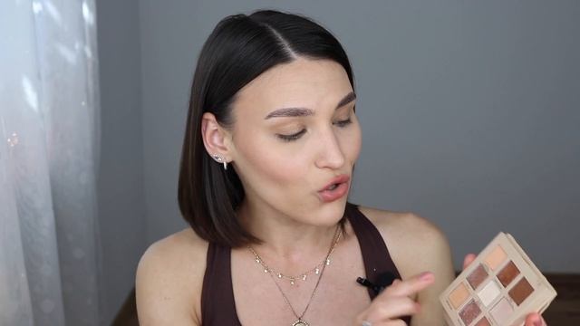 Находки Revolution?Новая коллекция с блогером и супер странная палетка для лица? смотреть онлайн