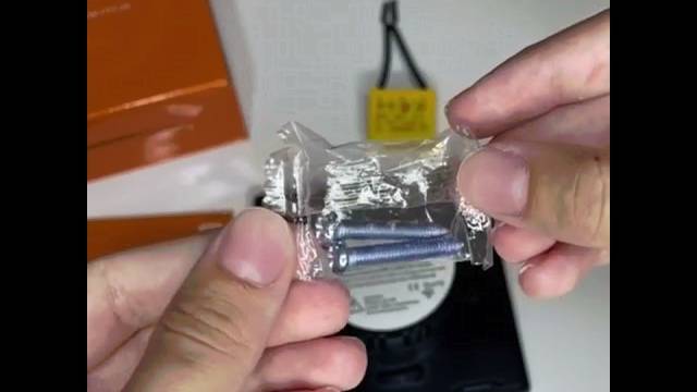 Умный выключатель с Алисой Яндекс Tuya WiFiRF433 одиночный сенсорный УНИВЕРСАЛЬНЫЙ черный стеклянный смотреть онлайн