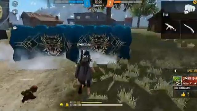 2 GB RAM PLAYER VS 2 4 GB RAM PLAYERS ( 1 VS 2) UNDERRATED LEGEND смотреть онлайн