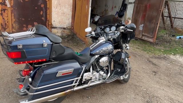 Звук KMM-BT 306, 6 колонок на Harley Davidson Elecyra Glide Ultra Classic 2008 г.в. смотреть онлайн