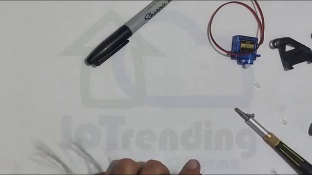 Line Follower / Tracker / Avoider Arduino 4WD Robot Car from scratch смотреть онлайн