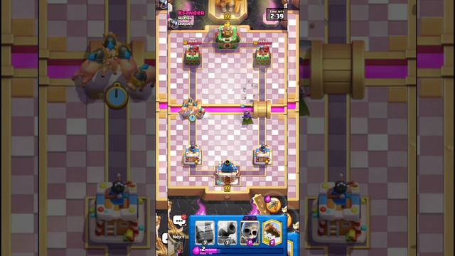 BEST ROYAL HOGS DECK in CLASH ROYALE! 🏆 смотреть онлайн