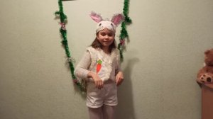 На полянке зайки танцевали