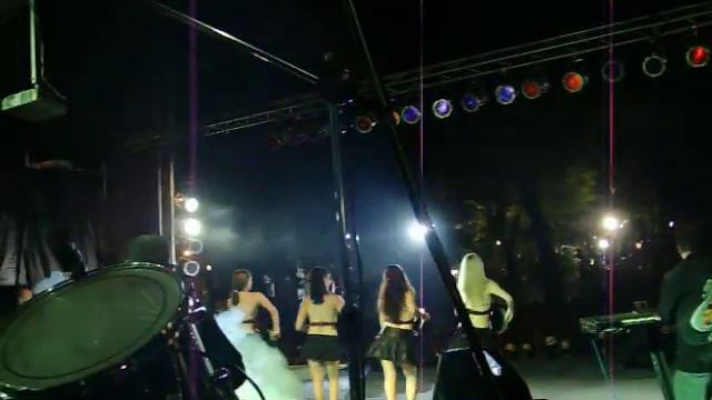 BAILANDO CON JULIO SABALA EN EXPOCRUZ-SANTA CRUZ/ BOLIVIA IMITANDO A SAMI DAVIS JUNIOR смотреть онлайн