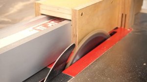 Самое простое столярное приспособление за 4 минуты!