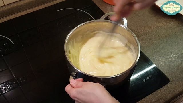 МЕДОВЫЙ ТОРТИК С ШОКОЛАДНЫМ ЗАВАРНЫМ КРЕМОМ и клубникой. Идеальное сочетание вкусов/ Рецепты Джулии смотреть онлайн