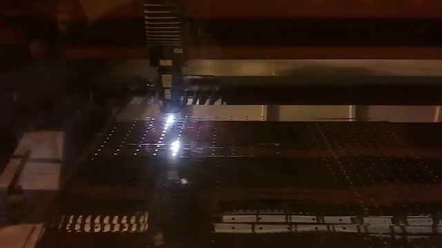 Лазерная резка нержавейки воздухом