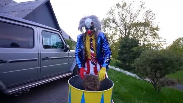 КЛОУН А4 ПОКАЗАЛ ЛИЦО ! ЭТО ВЛАД А4 ?!