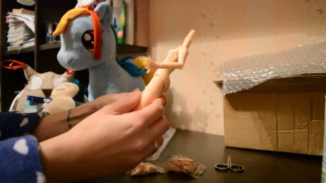 Распоковка и обзор кукольного тела. Первый видосик!!!!٩(◕‿◕｡)۶ Открываем посылочку с алиэкспресс