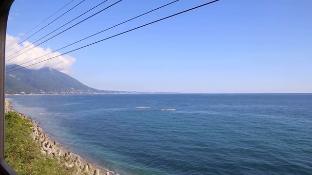 Вдоль моря по Абхазии) смотреть онлайн