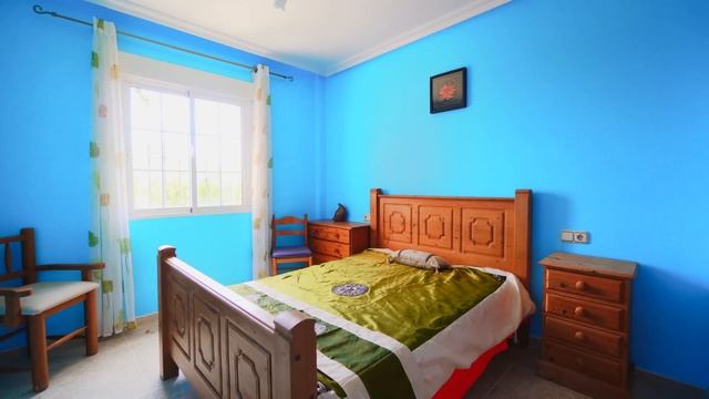 Недвижимость в Испании. То, что вы искали! Отдельностоящий дом в Испании с большим двором. Испания. смотреть онлайн