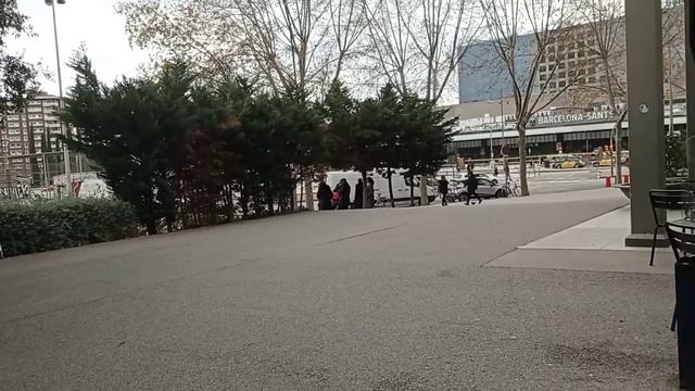 Дорога в Барселону. Важную справку мне прислала свекровь на телефон. Спасибо всем друзья! смотреть онлайн