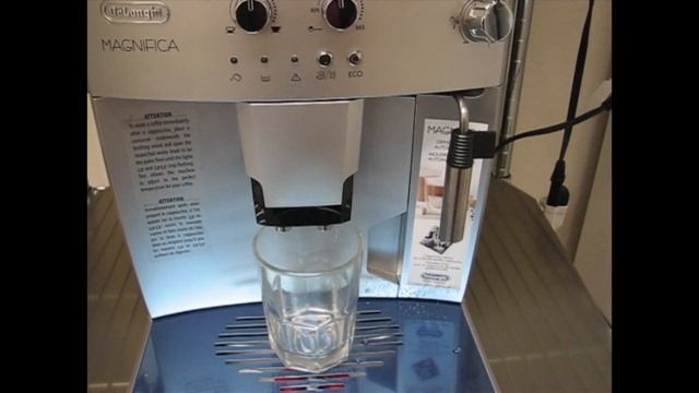De'Longhi ESAM04110S Automatic Espresso Machine Review & Test смотреть онлайн
