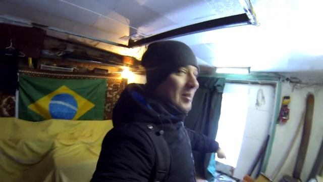 Чуть не ЗАДОХНУЛСЯ в гараже!!! Забило трубу!!! Зимние приключения. смотреть онлайн