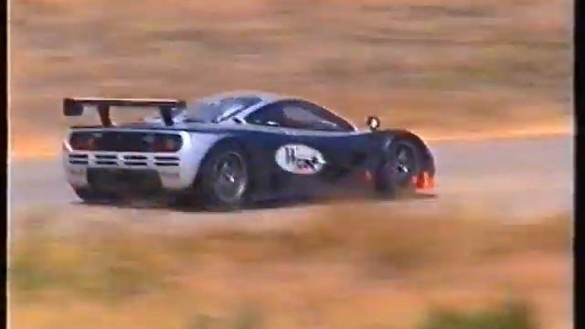 McLaren F1 GTR VS Mclaren F1 two seater Great sound! West McLaren Adrenaline Mallorca 1999 смотреть онлайн