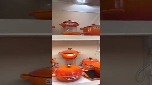 Le Creuset sale @isetan KLCC смотреть онлайн