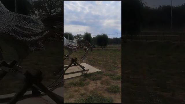 Усть Лабинске открыли парк железных зверей!!!