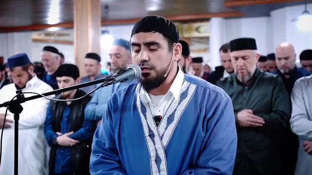 Кори Сиратулло. из Таджикистан 🇹🇯 Очень красивое  чтение.