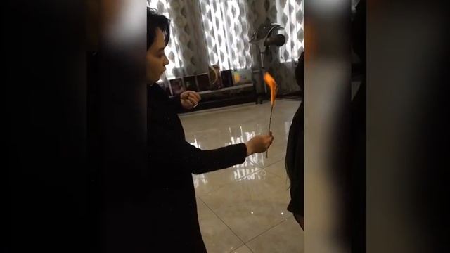 Fire-cut Стрижка огнём? смотреть онлайн