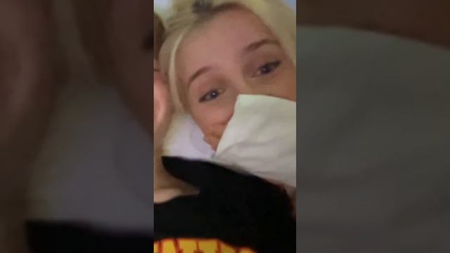 Pitch Perfect Duo Surprise Couple with "Careless Whisper" смотреть онлайн