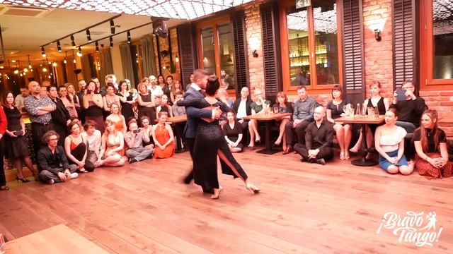 Max Van De Voorde Y Solange Acosta - Buscándote, Milonga La Luna, Kraków 1/5