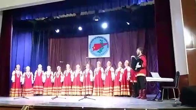 Хор русской песни "Кнопочки баянные" смотреть онлайн