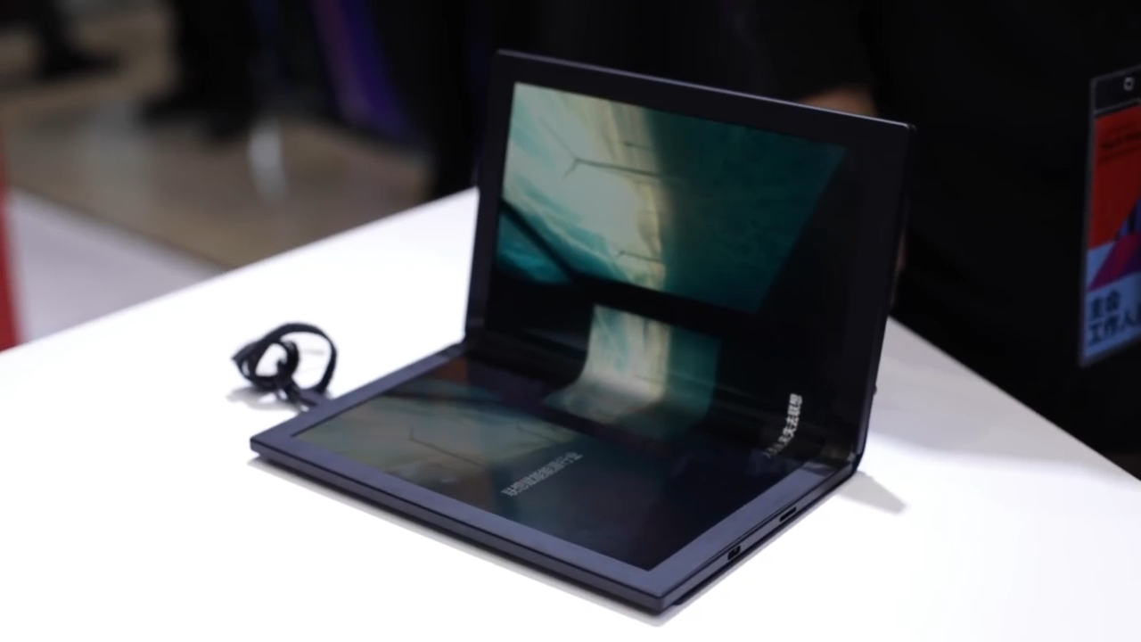 Сгибаемый ноутбук Lenovo смотреть онлайн