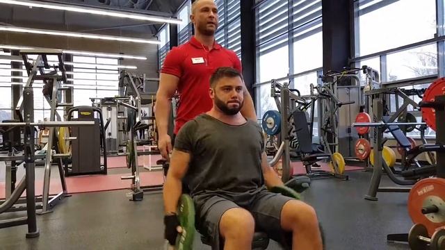 Сага о спорте Тренировка дельтавидных мышц. смотреть онлайн