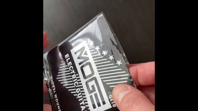 Струны MOGE GE10 Nickel Wound Custom Light 10-46 для электрогитары смотреть онлайн