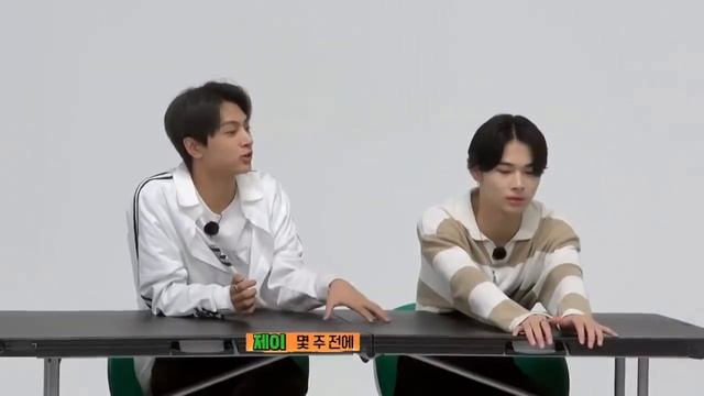 [РУССКАЯ ОЗВУЧКА] ENHYPEN EN-O'CLOCK 42 эпизод русская озвучка (часть 1) смотреть онлайн