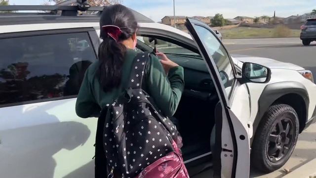 Subaru Outback wilderness picking up kids at school смотреть онлайн