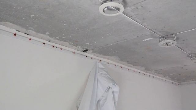 Монтаж натяжного потолка своими руками. Ссылка на комплект в описании. смотреть онлайн