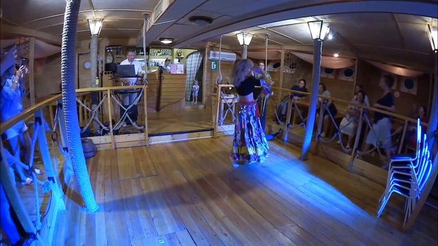 Теплоход Бородино. По реке Волга, Ока, Кама. Танец живота и Цыганочка / 2018 год смотреть онлайн