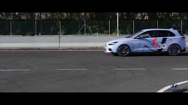 Victor Delgado y Toñi Ponce con Hyundai i20 R5 смотреть онлайн
