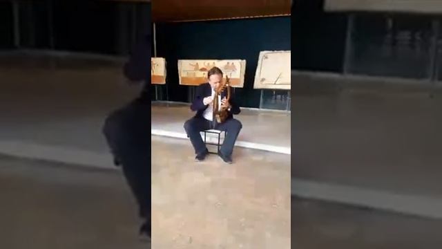 Nikos Xanthoulis at Paestum смотреть онлайн