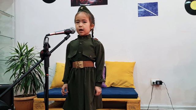 Автор слов и музыки Виктор Цой 