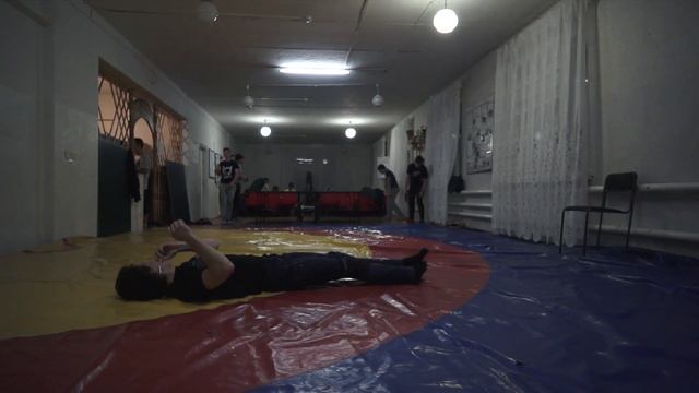 Тренировка в борцовском зале.с.Приютное.Gymnastics Breaking смотреть онлайн