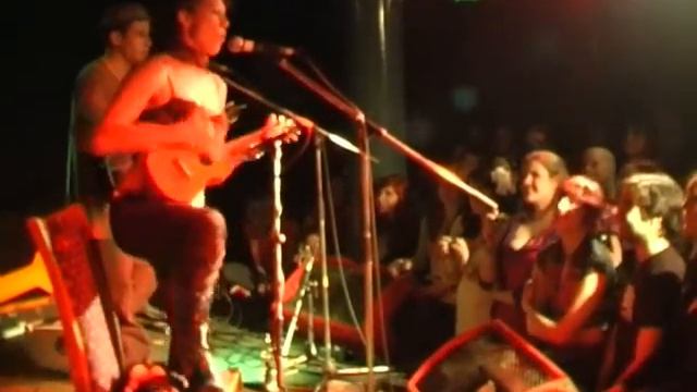 Amanda Palmer + Jason Webley: NWA's "FUCK THA POLICE" + "Do You Swear To Tell The Truth..." Live смотреть онлайн