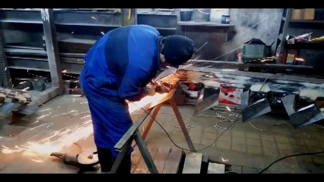 Металлическая лестница в дом смотреть онлайн