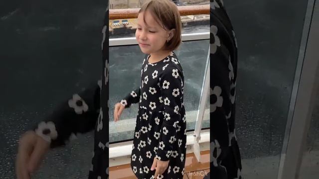 Самый классный вид отдыха! подходит-для Выпускного бала, Свадебной церемонии, Дня рождения,Девичник смотреть онлайн