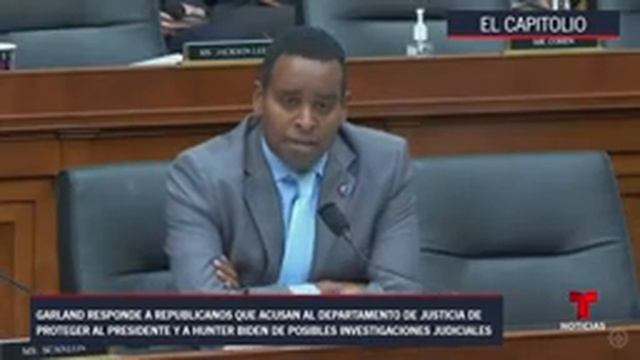 El fiscal general de Estados Unidos testifica en el Congreso смотреть онлайн