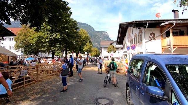 Visiting Garmisch-Partenkirchen? What To Do! What To Expect! Where To Eat! 2023 смотреть онлайн