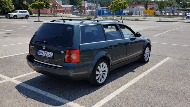 VW Passat Variant b5.5 northern green metallic смотреть онлайн