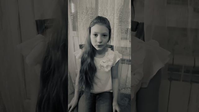 Софья Апполонова читает стихотворение Андрея Дементьева "Баллада о матери" смотреть онлайн