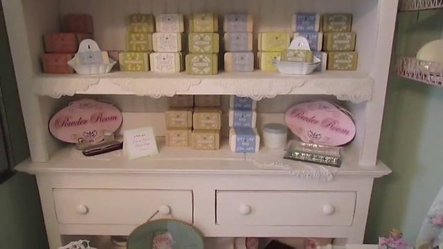 "Elm Street Antiques" Shop Tour and Announcement!! смотреть онлайн