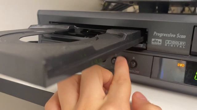 JVC HR-XVC16 VCR DVD Player смотреть онлайн