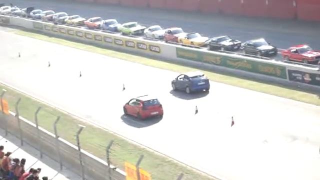 Golf Gti V vs Focus St смотреть онлайн