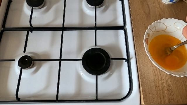 Пирог из лаваша на сковороде. Вкусный и экономный завтрак за 10 минут. смотреть онлайн