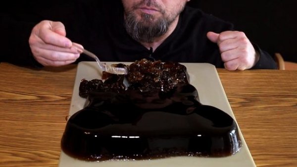 Giant Coca Cola Jelly Gummy Bear ASMR Mukbang Желе из Кока-Колы Мармеладный Мишка Мукбанг АСМР Итин